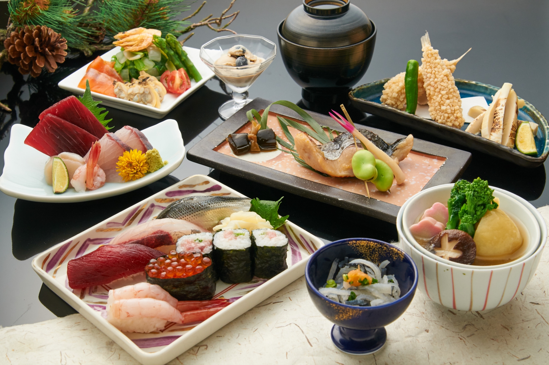 Японский обед. Кайсеки РЁРИ. Кухня кайсэки. Японская кухня. Традиционная японская кухня.
